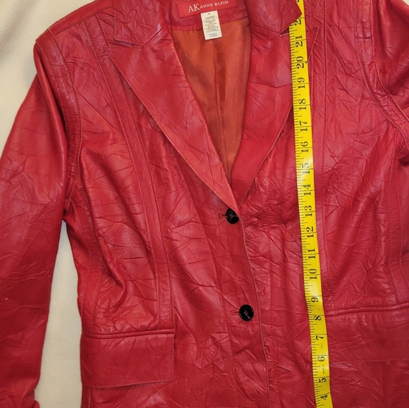 Anne Klein Women’s Size Small Red Genuine Leather Motorcycle Style Jacket - Picture 6 of 7